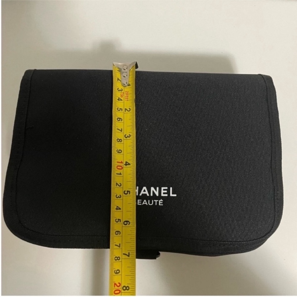 Chanel beauty gift travel cosmetic bag - Picture 14 of 15